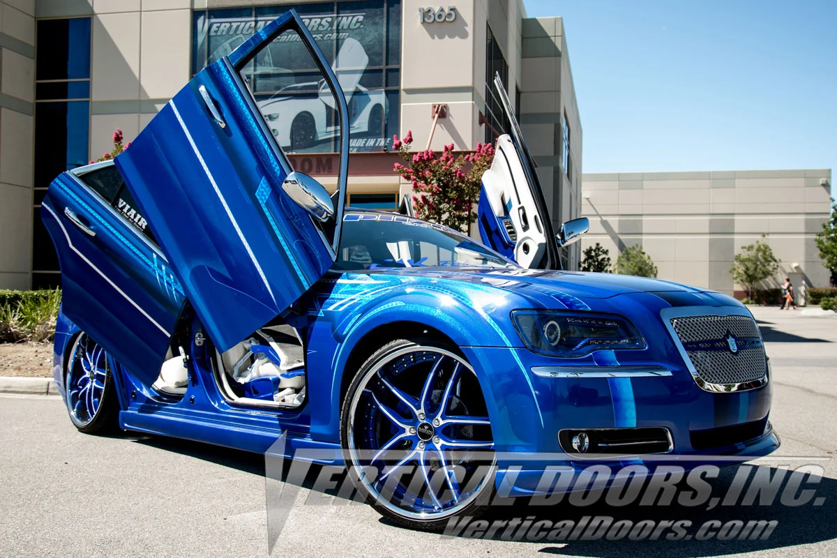 Vertical Doors Front Lambo Door Conversion 11-23 Chrysler 300